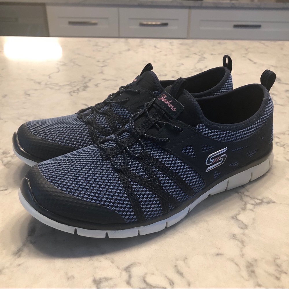 Skechers Gratis shoes